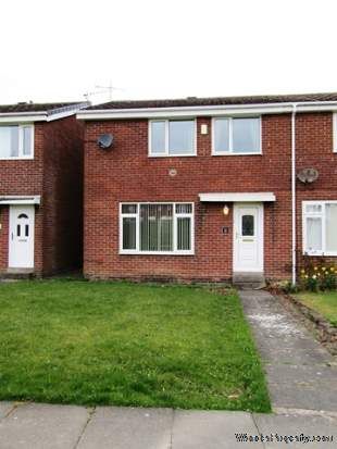 3 bedroom property to rent in NEWCASTLE UPON TYNE - Photo 3