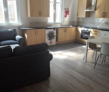 5 bedroom flat share to rent - Photo 1
