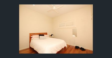 Luxury Home in Quiet Street - Photo 5