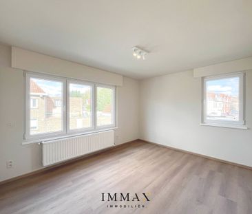 Uitstekend gerenoveerd duplex appartement met 3 slaapkamers - Foto 2