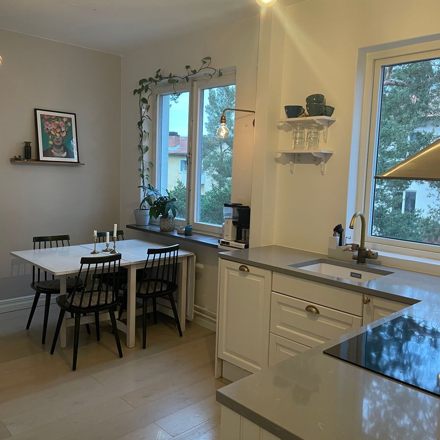 Lidköpingsvägen, Johanneshov - Photo 1
