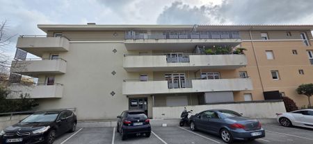 LOCATION T2 avec terrasse et garage - PUGET SUR ARGENS , - Photo 2