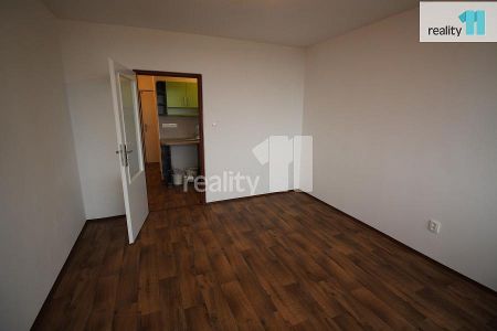 Pronájem bytu 1+1 26 m² - Photo 3