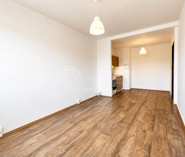 Pronájem bytu 2+kk 49 m², Holandská , Kladno - Photo 2