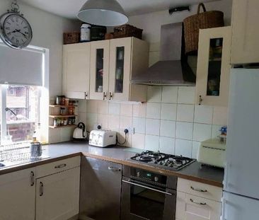 Room in a Shared Flat, London, SW11 - Photo 3