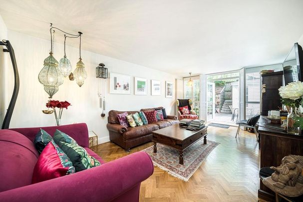 4 bedroom terraced house to rent - Photo 1