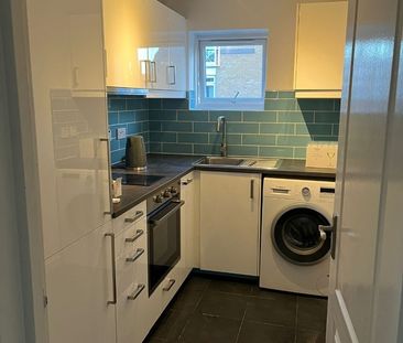 1 Bed Flat, Grantham Court, SE16 - Photo 6
