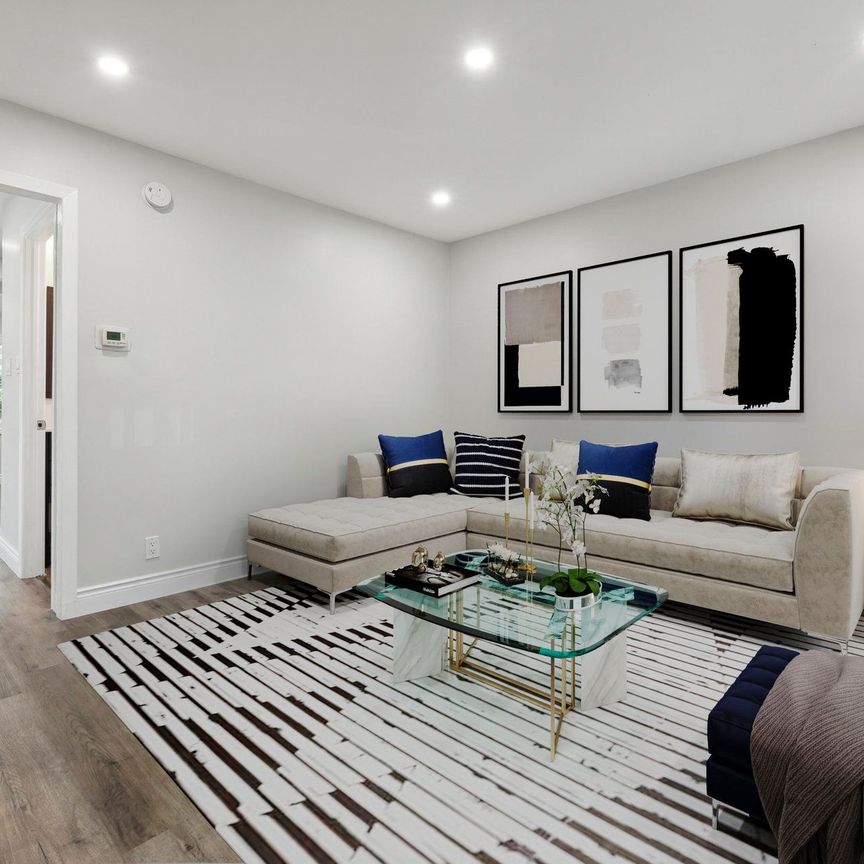 For Lease - 18 Beech Street, Ajax, Ontario - Photo 1