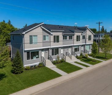 15020 90 AV NW — 3 Bedroom - Photo 1
