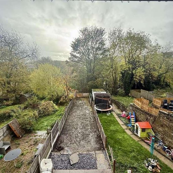 Wakefield Road, Denby Dale, HD8 - Photo 1