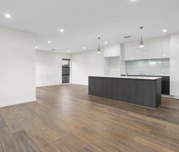 Small complex of 2 in pristine condition - Photo 2