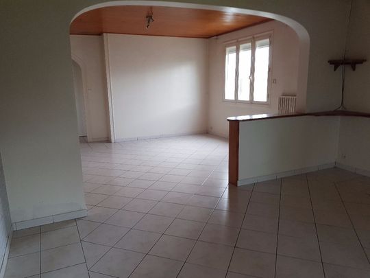 Location maison 5 pièces, 95.69m², Bouin - Photo 1