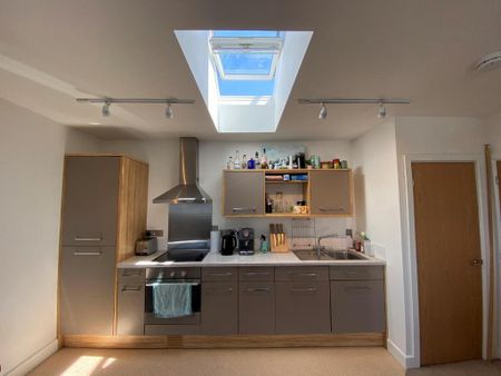 1 bedroom flat to rent - Photo 2