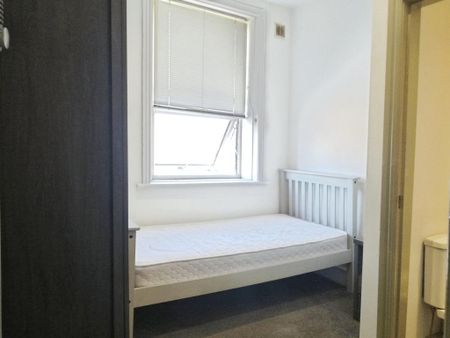 1 bedroom property to rent - Photo 3
