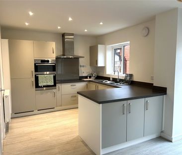 Tuckwell Grove, Exeter, Devon, EX1 - Photo 6