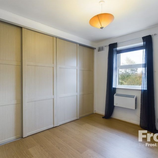 Swan Road, Feltham,TW13 - Photo 1