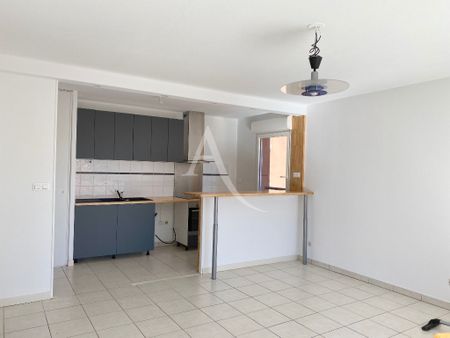 Location Appartement 3 pièces 63m² - Photo 5