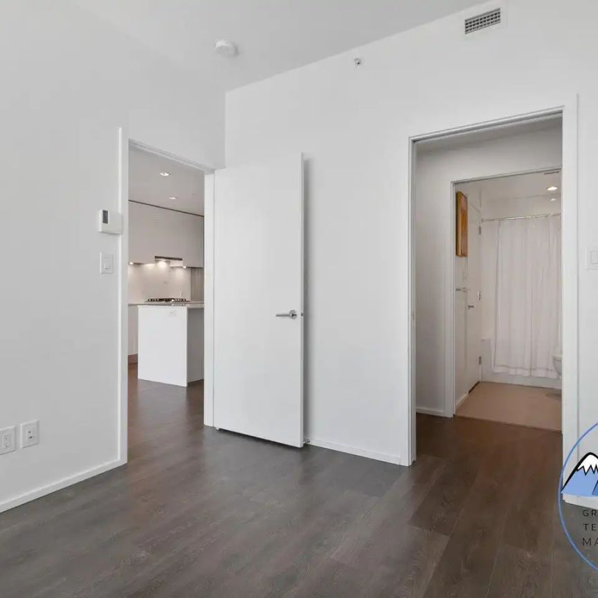 4650 Brentwood Boulevard — 1 Bedroom - Photo 1