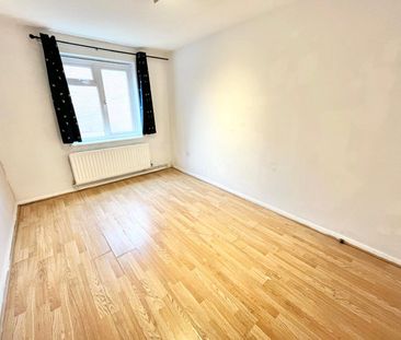 Hatfield Road, Rayleigh, Essex, SS6 9AR - Photo 4