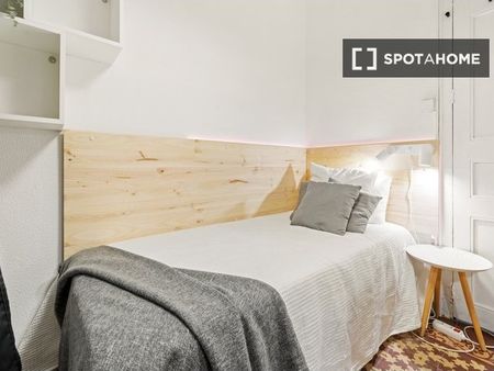 barcelona, Catalonia 08009 - Photo 5