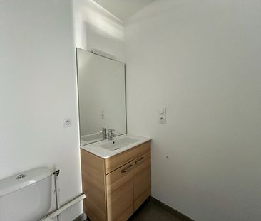 Location Appartement 2 pièces 37m² - Photo 3