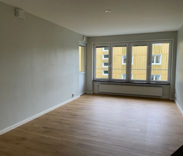 Trinnöjegatan, Falköping - Foto 2