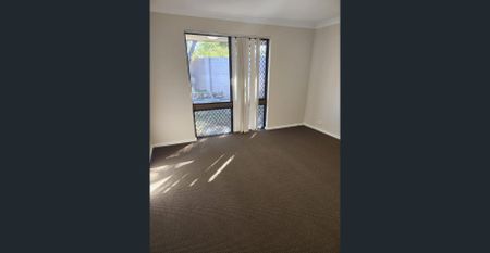 Make this your family home - you will not be disappointed. - Photo 2