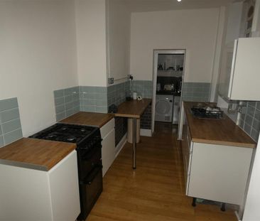 2 bedroom terraced house to rent - Photo 6