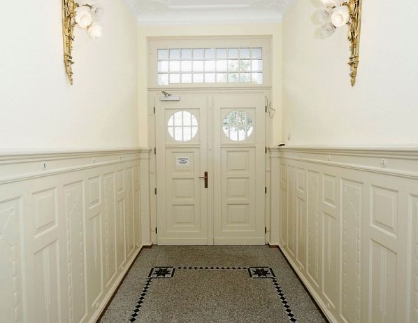 Die Hausmannstürme als Nachbar… Stilvolle 3 Zimmerwohnung am Hallmarkt! - Photo 1