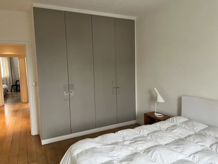 Tout savoir sur cet appartement dans le quartier Ile de la Jatte-Parc d'Orléans, à Neuilly-sur-Seine - Photo 5