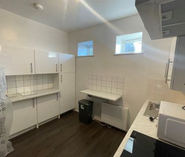 Main Street - Photo 5