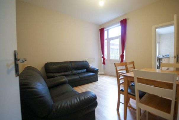 5 bedroom terraced house to rent - Photo 1