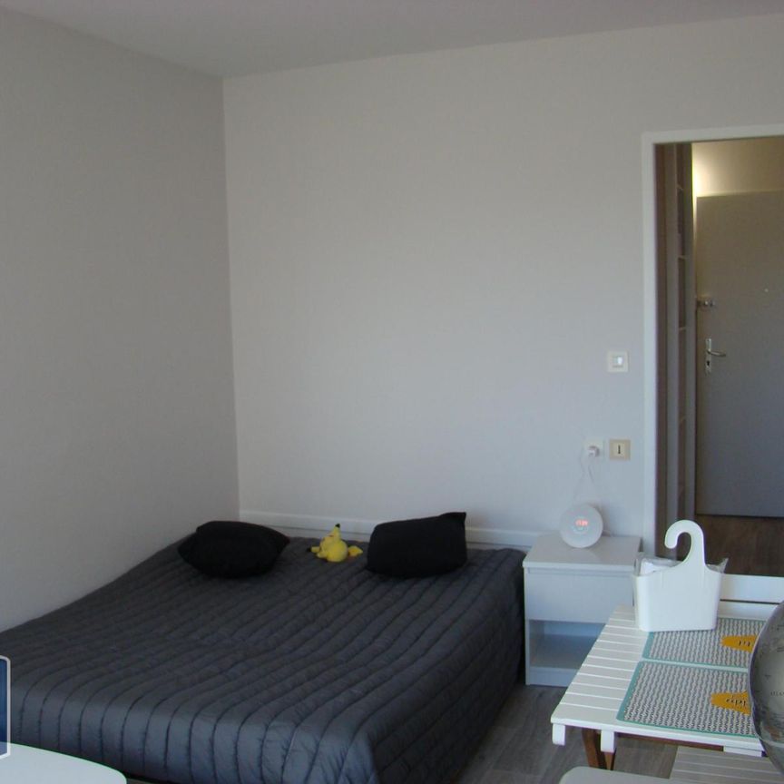 Location Appartement 1 pièce 21m² POITIERS 86000 - Photo 1