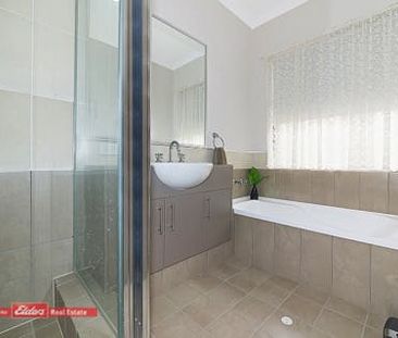 BEAUTIFUL HOME IN HARRINGTON WATERS! - Photo 4