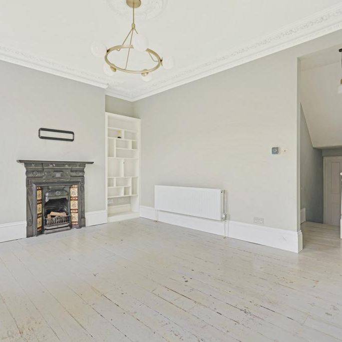 2 bedroom maisonette to rent - Photo 1