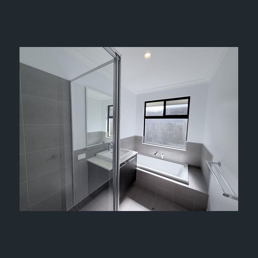 Brand New Family Home - Photo 1