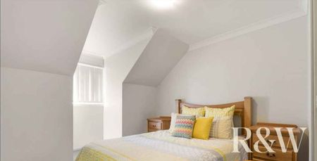 11/98-102 Victoria Street Werrington - Photo 2