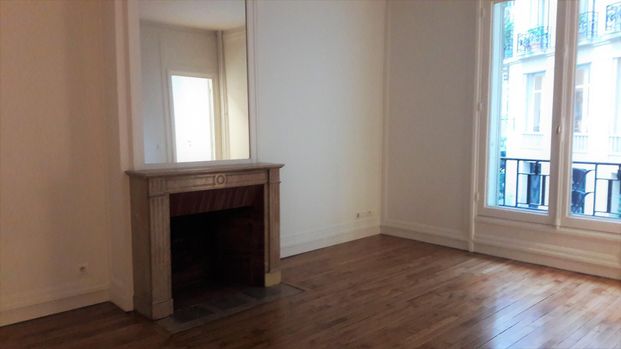 location Appartement T7 DE 312.5m² À PARIS - Photo 1