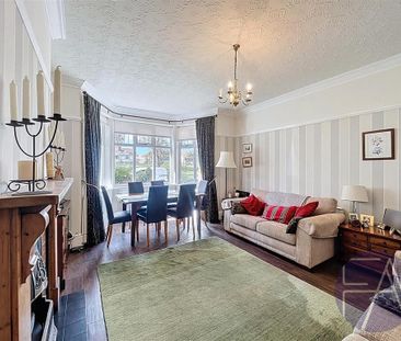 4 bedroom detached house to rent - Photo 2