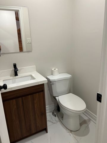 For Lease - 327 Sussex Avenue Unit# Upper, Richmond Hill, Ontario - Photo 4