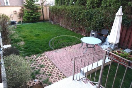 Casa frumoasa cu garaj si curte proprie in Buna Ziua - Fotografie 5