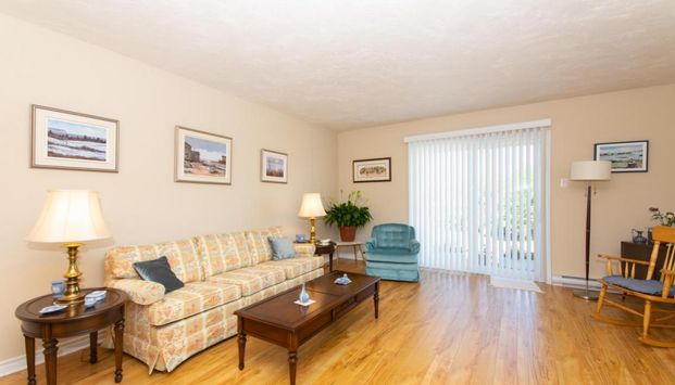 Woodbury Terrace - Photo 1