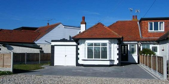 Barling Road, Great Wakering, Southend-on-sea, Essex, SS3 - Photo 3