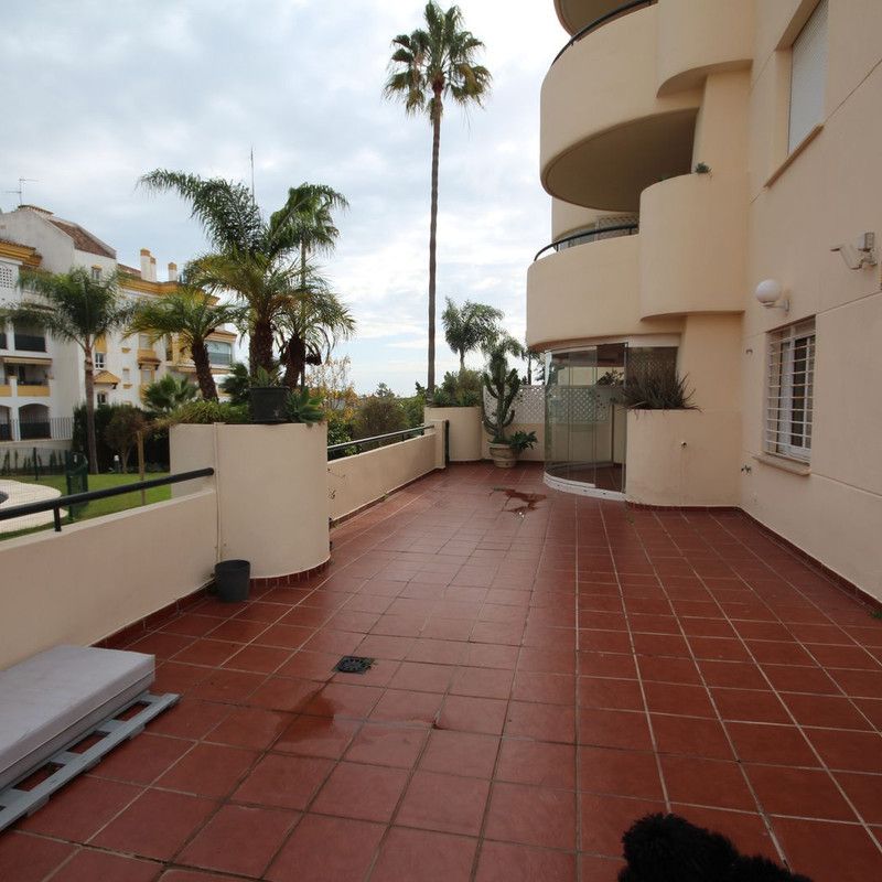 Apartamento planta baja en alquiler en Marbella, Marbella - Photo 1