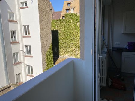 Location Appartement 4 pièces 96m² STRASBOURG 67000 - Photo 2