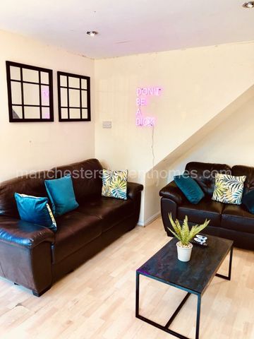 Ladybarn Crescent, Manchester, M14 6UU - Photo 4