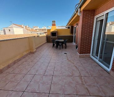 Ático de alquiler en Plaza Xúquer - Photo 2