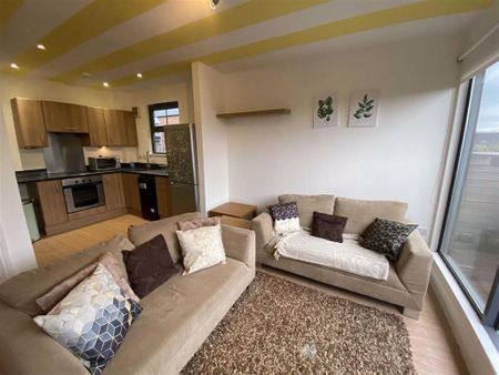 2 Bed Penthouse, Barton Street, M3 - Photo 5