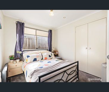 29 Irving Road, Pakenham, Vic 3810 - Photo 3