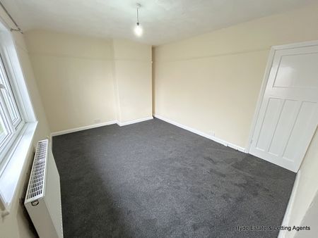 Grange Grove, Whitefield, Manchester, M45 6EE, M45 6EE - Photo 4